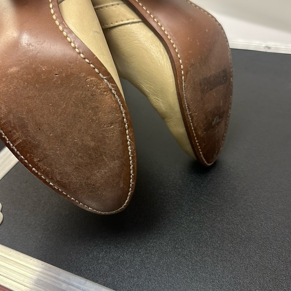 Capezio Tan Heeled Boots - Picture 11 of 12